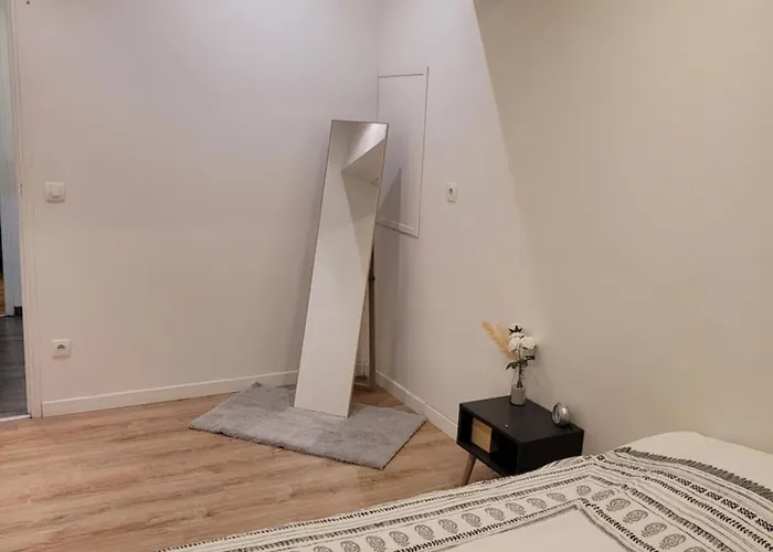 Petite Maisonnette * Pont-Sainte-Maxence