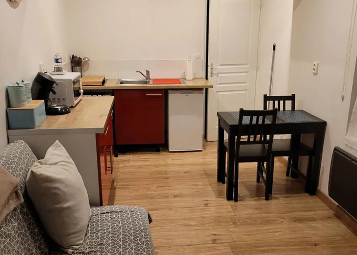 Apartment Petite Maisonnette Pont-Sainte-Maxence